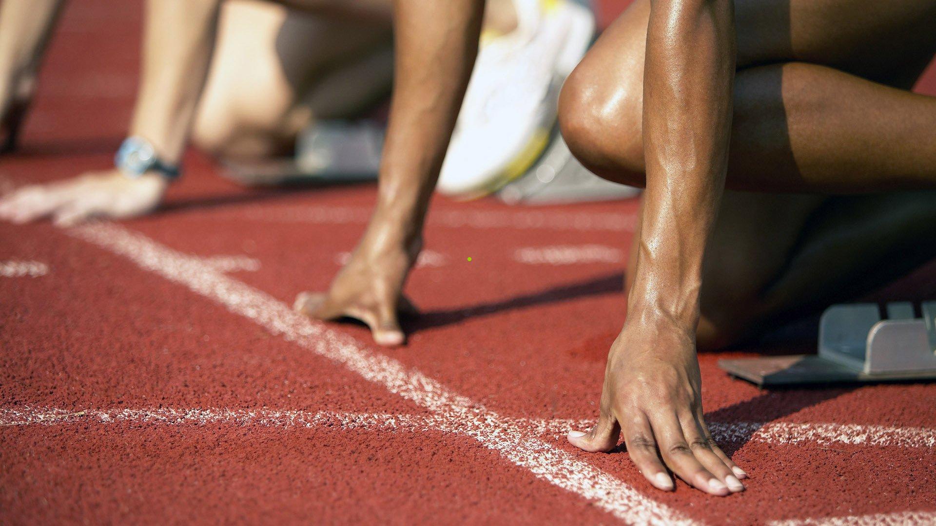 【星海体育电脑版】国奥队公布24人集训名单，乃比江谢文能领衔，新星王钰栋首次入选引关注