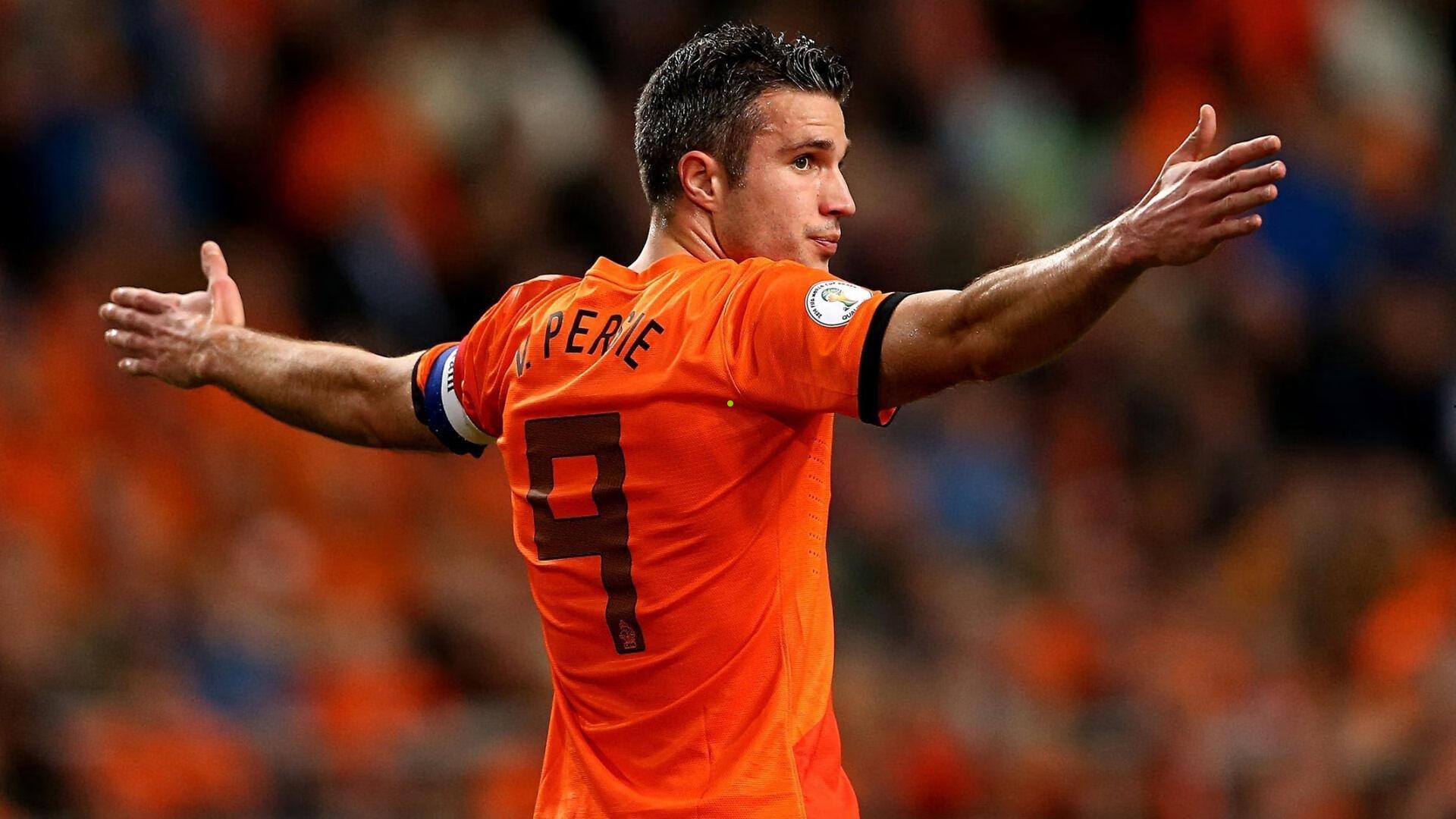 法比奥荣膺中超8月MVP,5场独造6球率国安强势崛起,攻防一体诠释核心价值